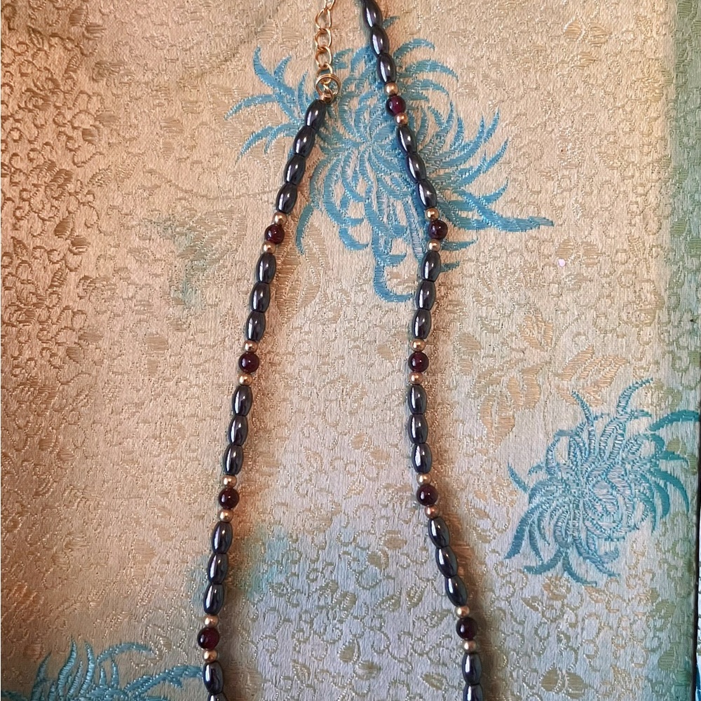 Elegant Black and Red Beaded Necklace